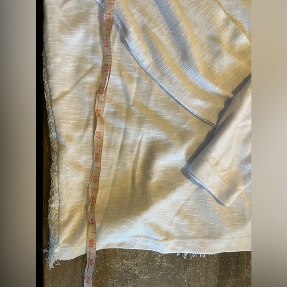 Lord & Taylor Long Sleeve White Lace Back Scoop Neck Shirt Medium - Picture 5 of 8